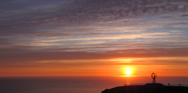 Midnight Sun, Arctic Circle